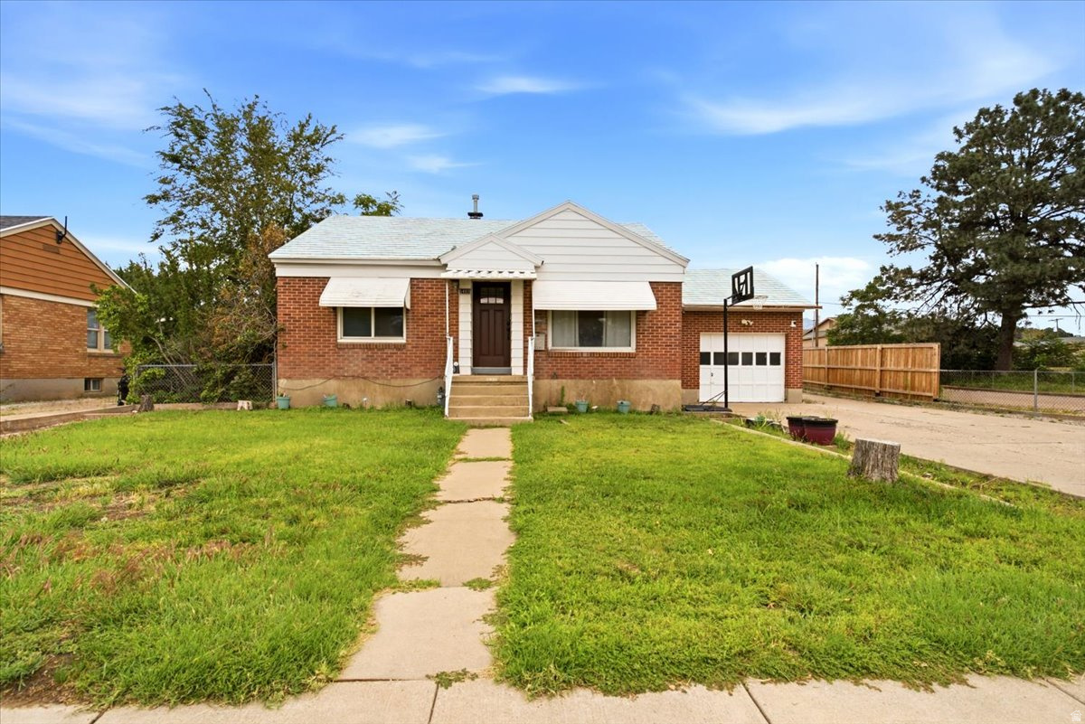 5492 S 2200 W, Roy, UT 84067 — photo 1