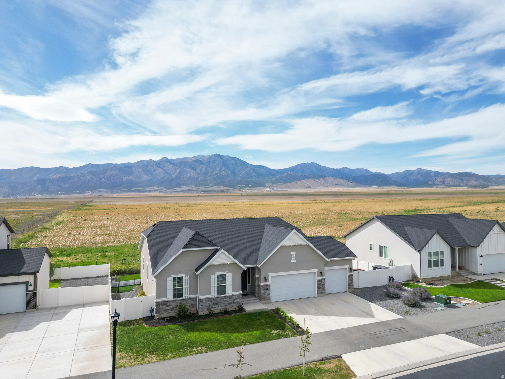6529 N BISMARK PEAK, Eagle Mountain, UT 84005 — photo 1