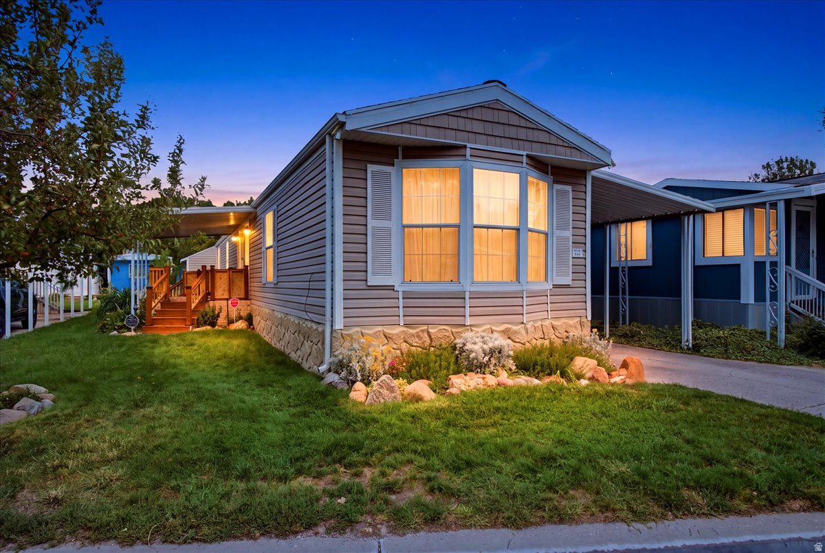 772 W BIG MOUNTAIN DR #176, Salt Lake City, UT 84123 — photo 1
