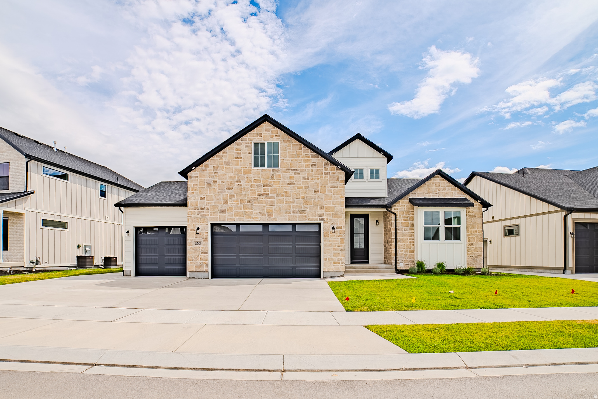 253 S COTTONWOOD RD #7504