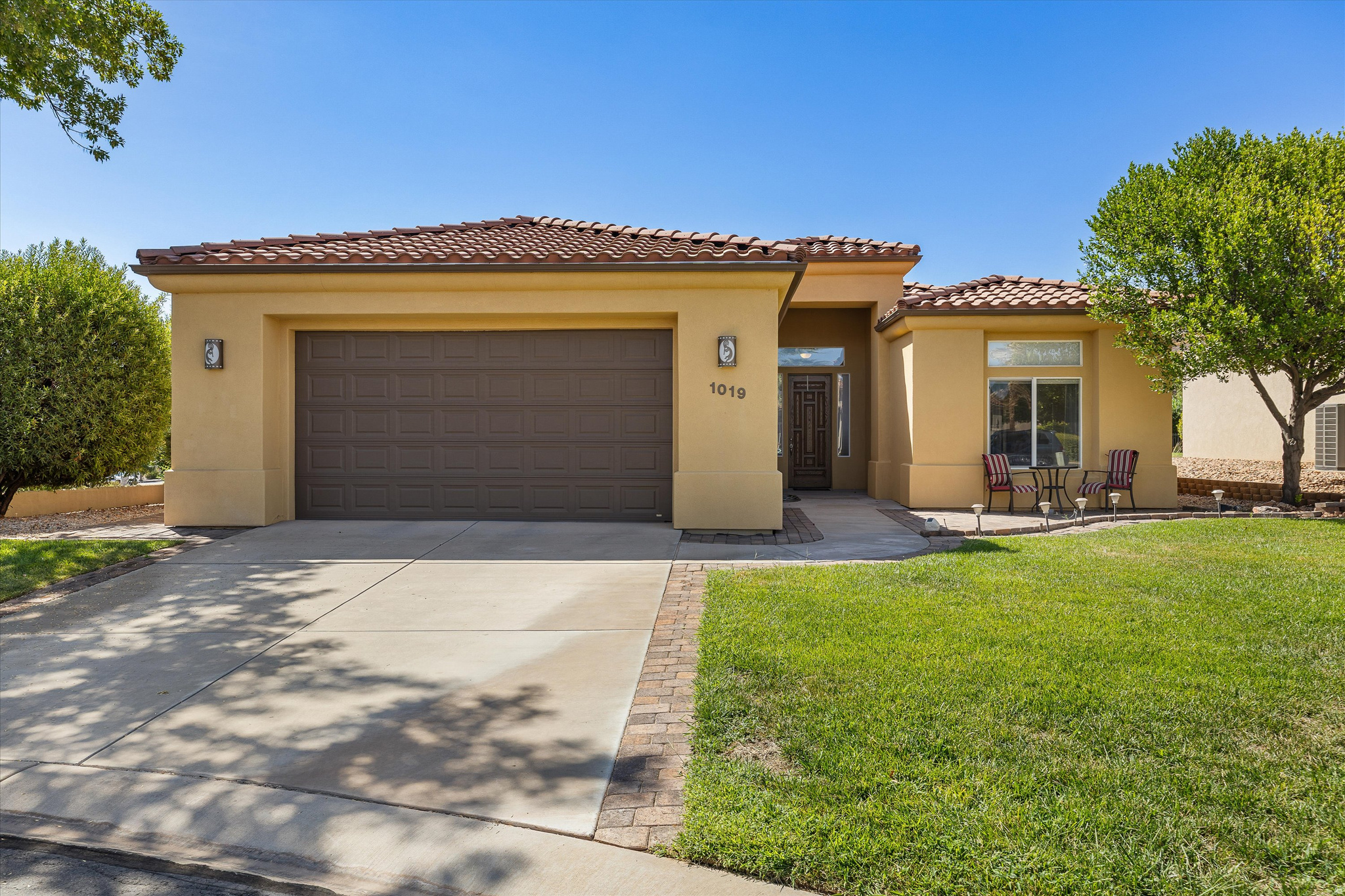 1019 W SHADOW RIDGE DR, Washington, UT 84780 — photo 1