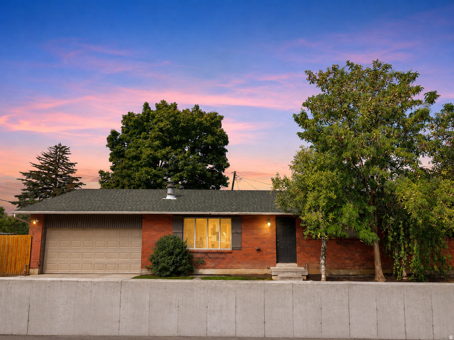 2358 E GREGSON AVE, Salt Lake City, UT 84109 — photo 1