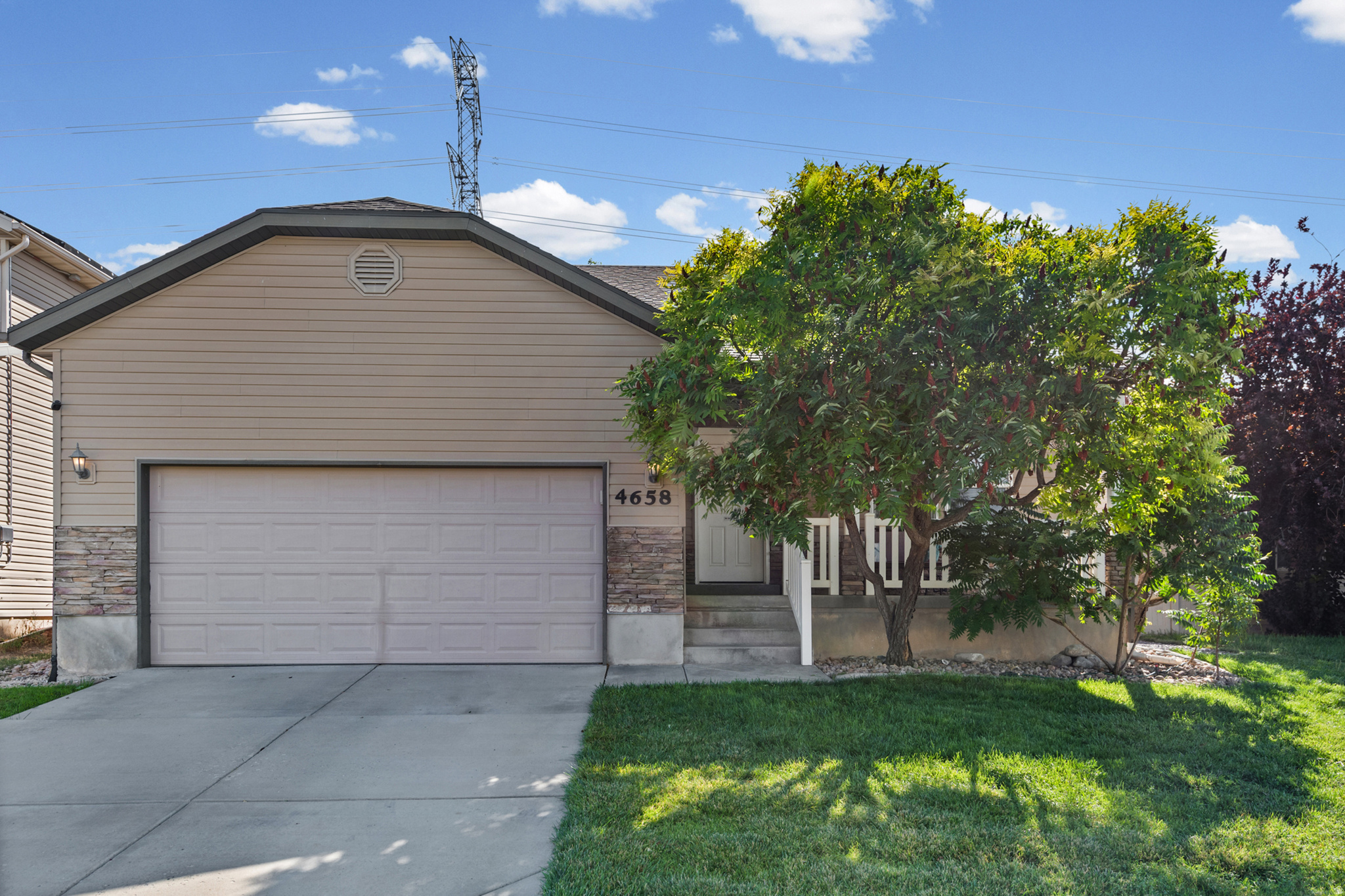 4658 N LONG WAY, Eagle Mountain, UT 84005 — photo 1