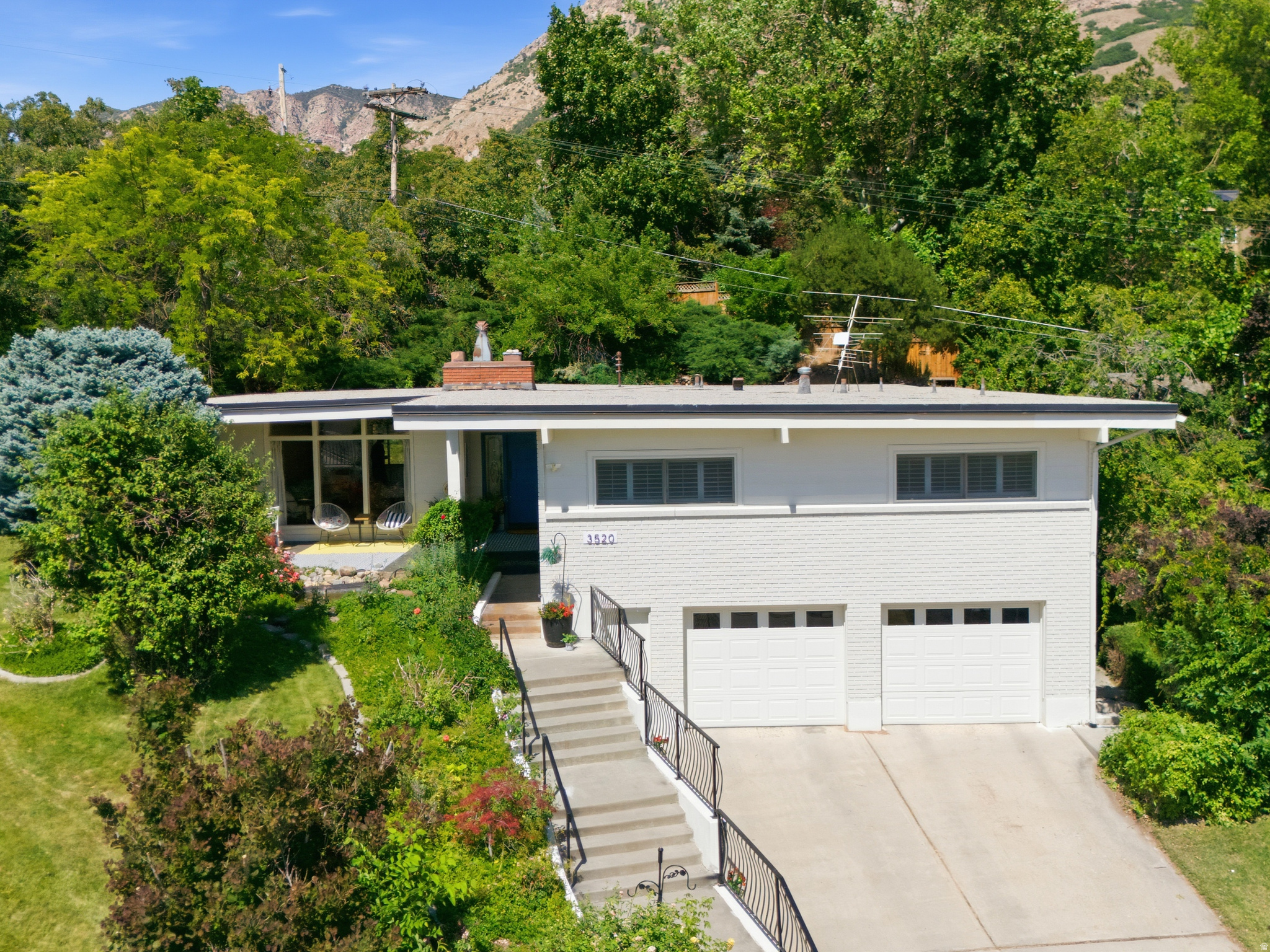 3520 KINGSTON CIR, Ogden, UT 84403 — photo 1