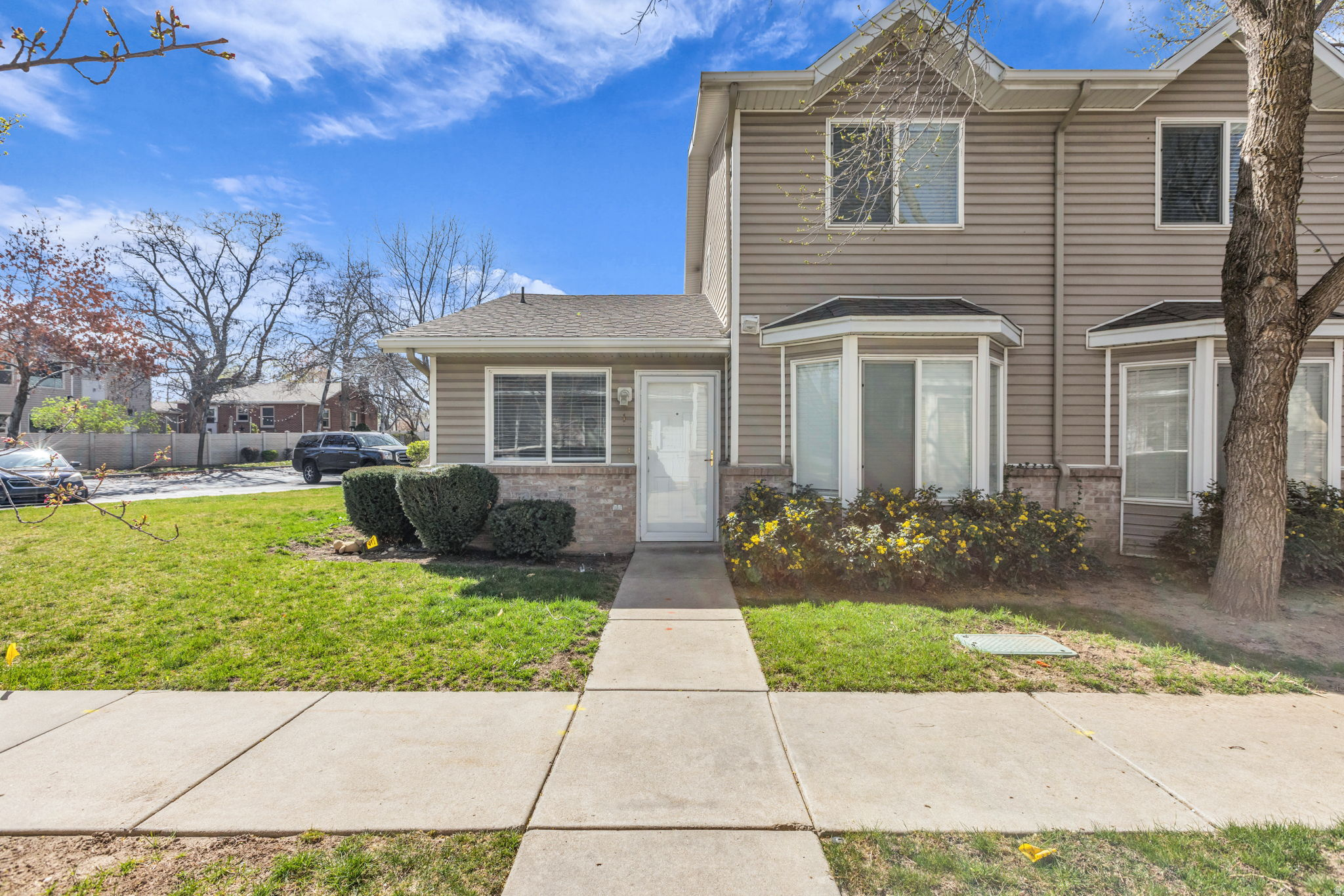 6076 S LIBERTY OAKS CV #1, Murray, UT 84107 — photo 1