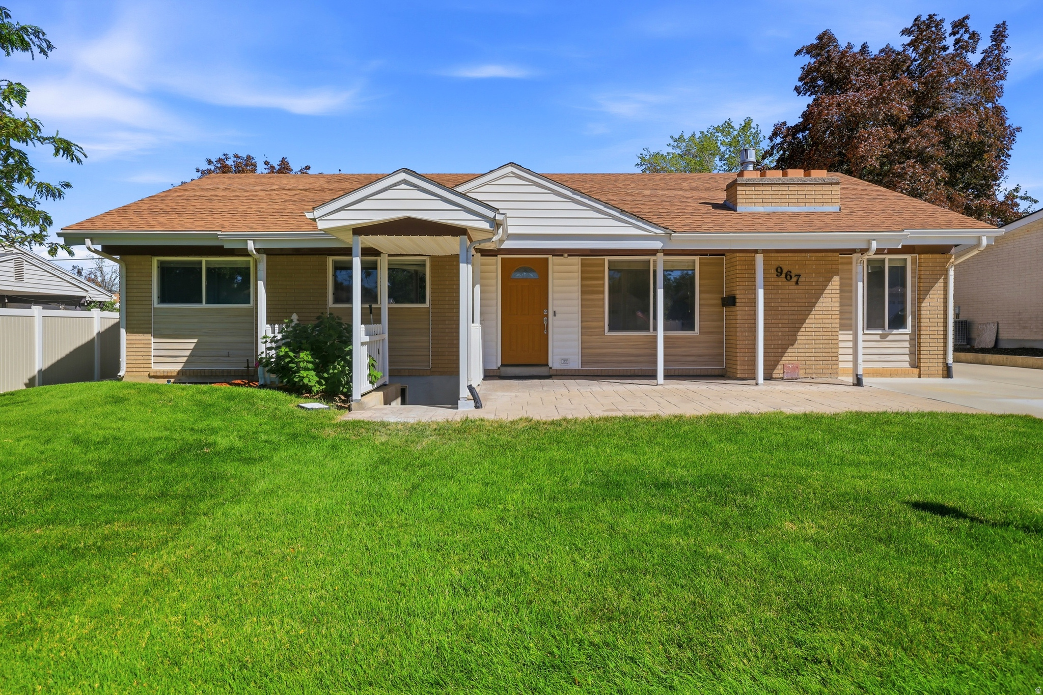 967 E TRITOMA AVE, White City, UT 84094 — photo 1