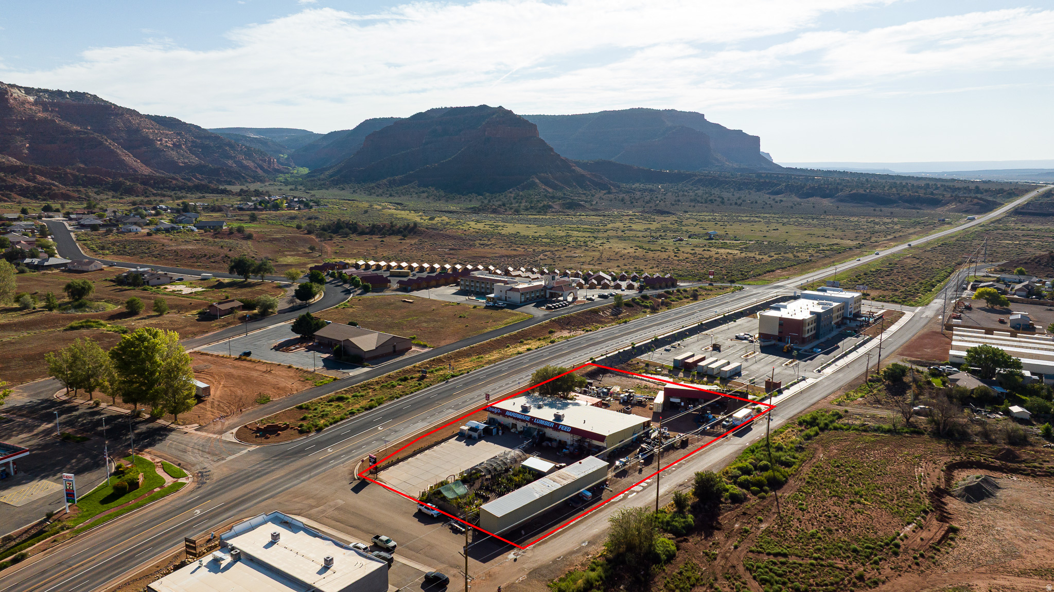 732 E US-89 HWY