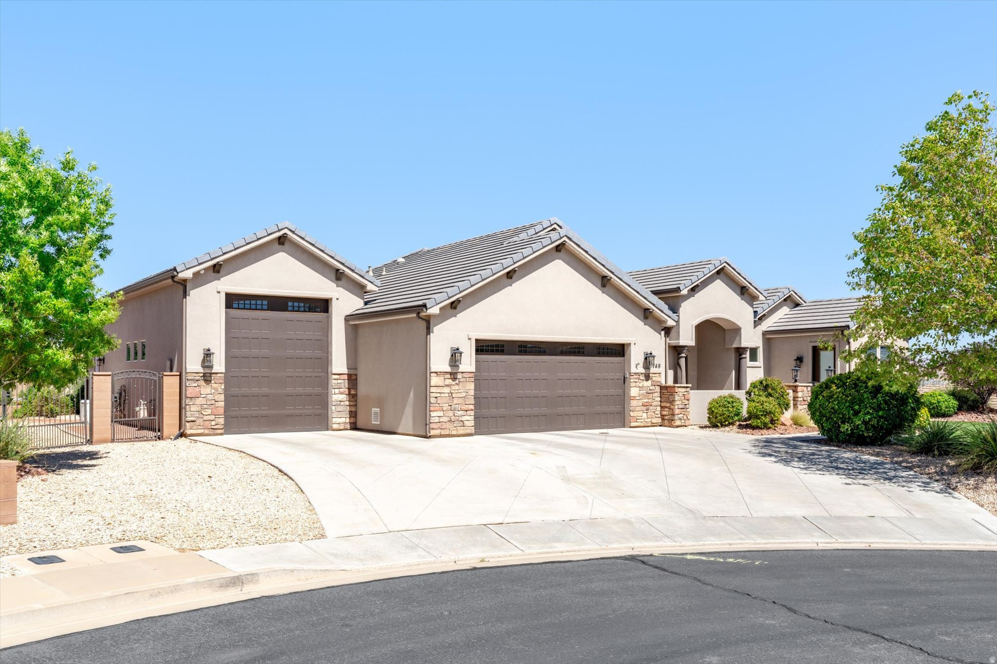 1749 E 330 S, St. George, UT 84790 — photo 1