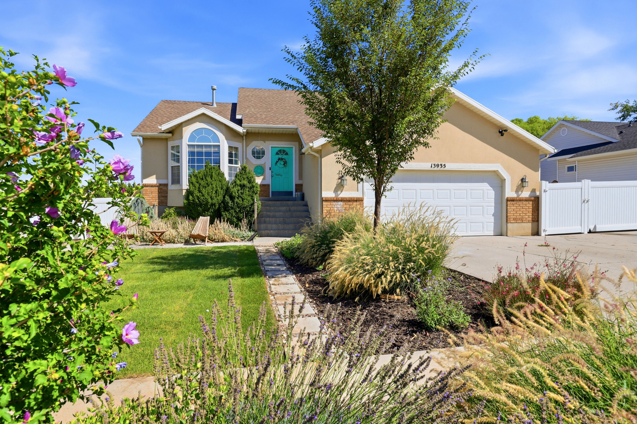 13935 S LOOKOUT PEAK DR, Riverton, UT 84096 — photo 1
