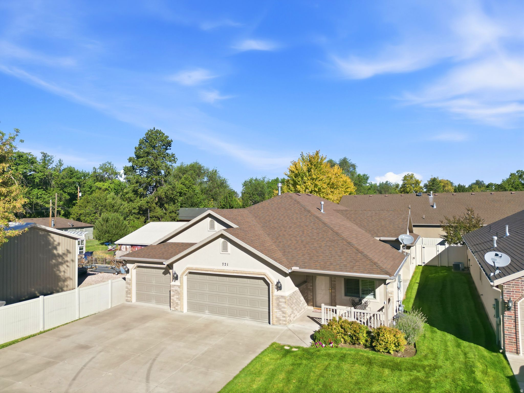 721 E 100 S, Layton, UT 84041 — photo 1
