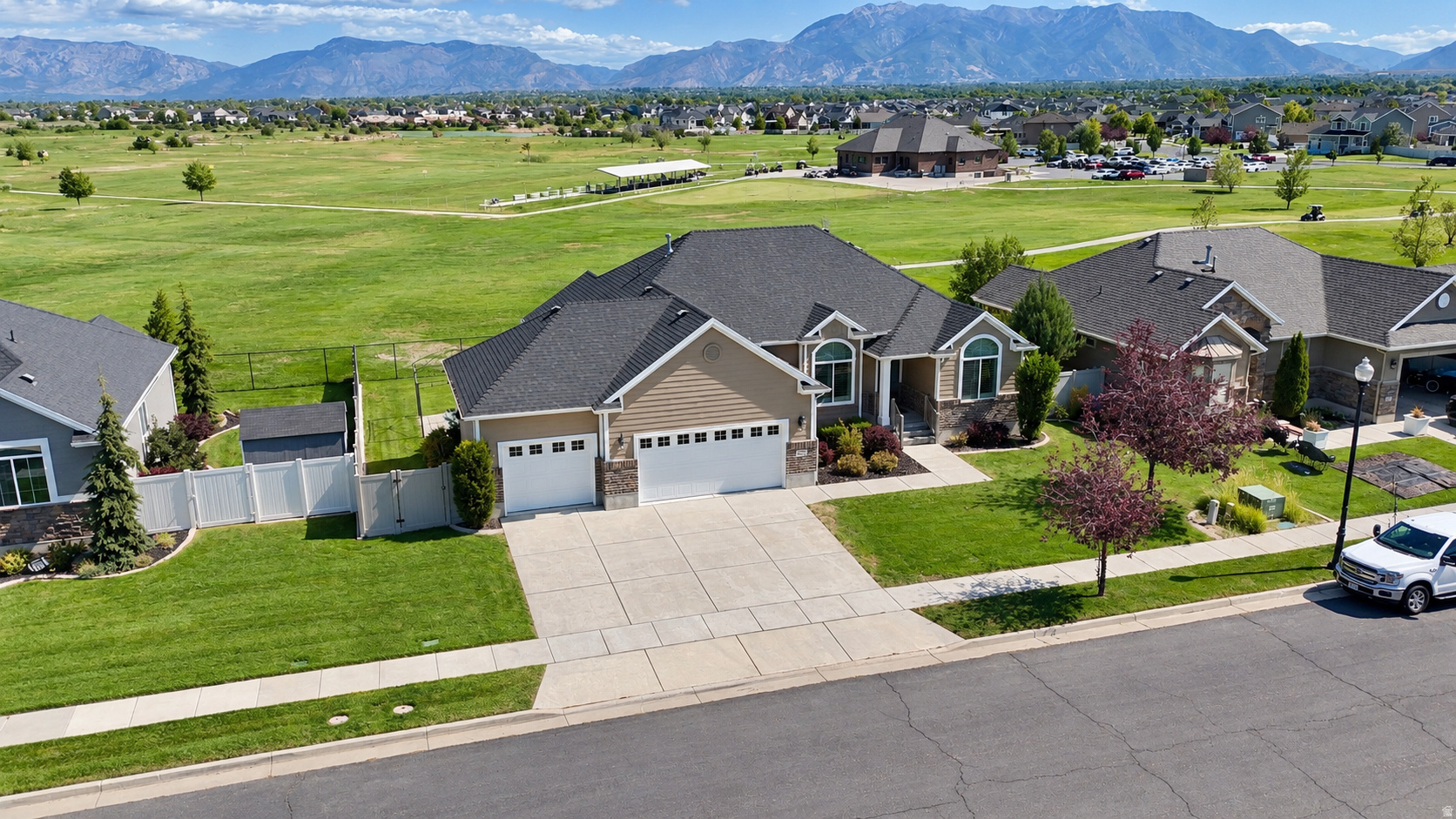 2444 N HOODED CRANE CIR, Clinton, UT 84015 — photo 1