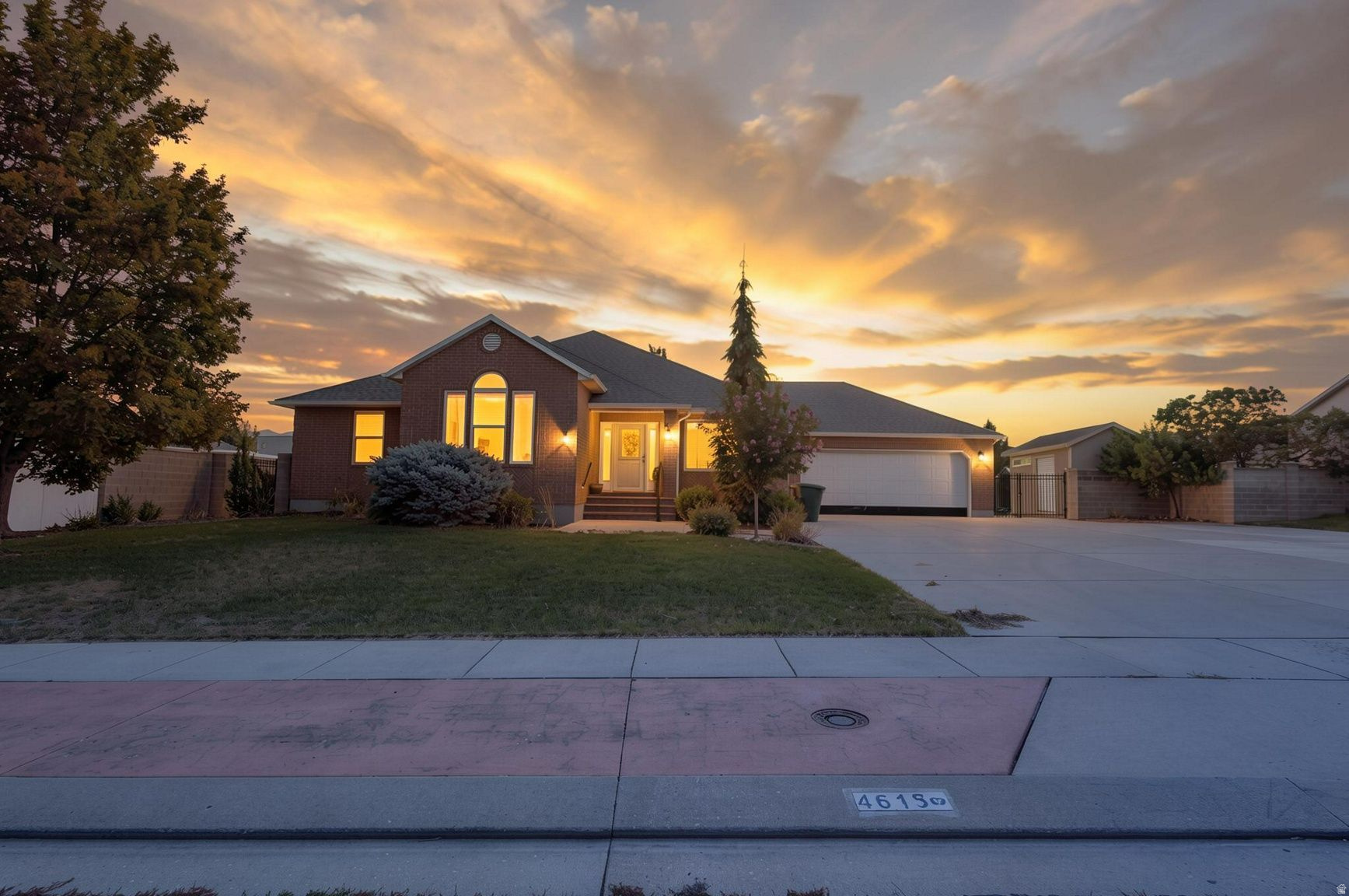 4613 W COPPER VALLEY LN, West Jordan, UT 84088 — photo 1