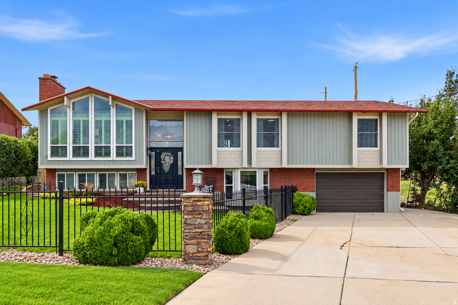 107 W 2050 S, Bountiful, UT 84010 — photo 1