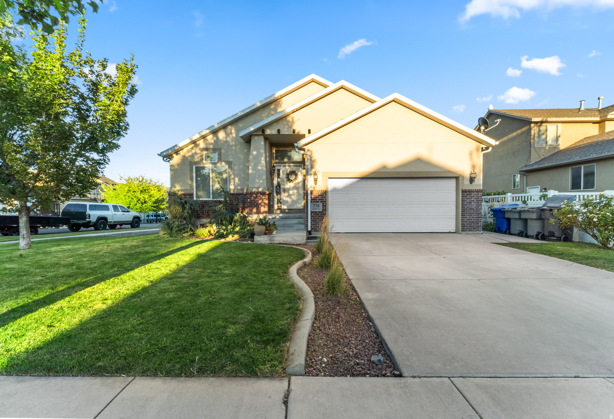 778 N ABERDEEN WAY, Saratoga Springs, UT 84045 — photo 1