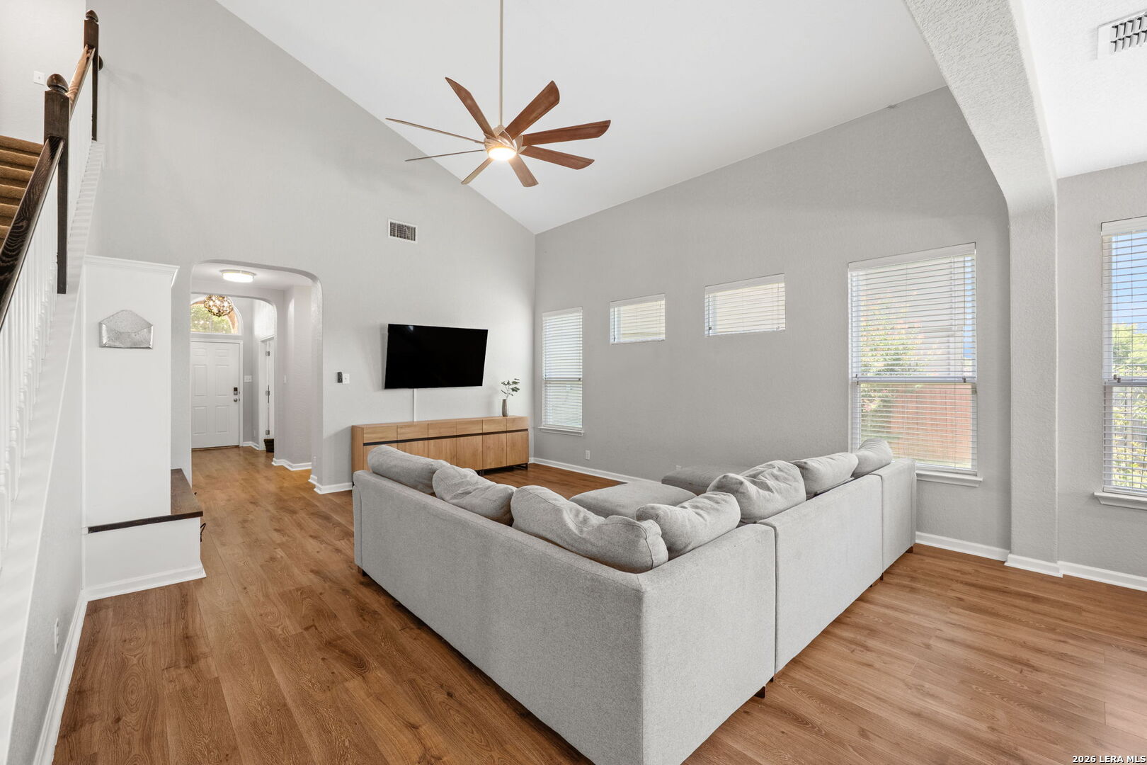 140 JOLIE CIR, ,  78015 — photo 1