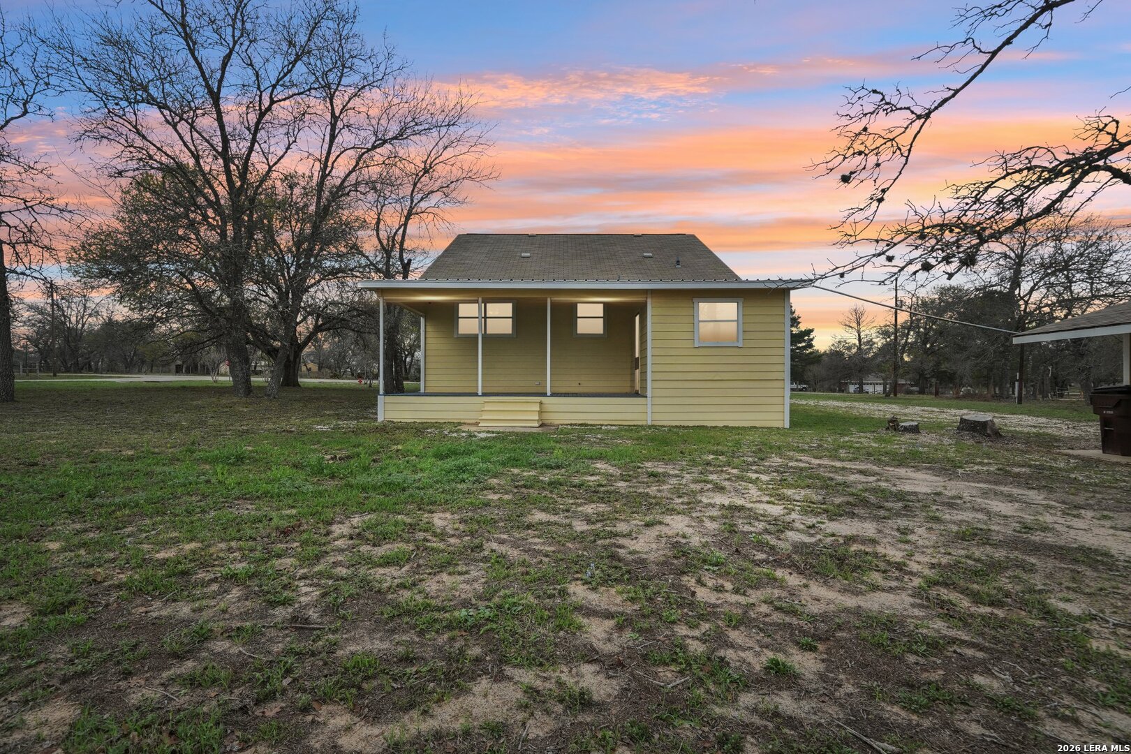 802 Eagle Creek, , 78114 — photo 1