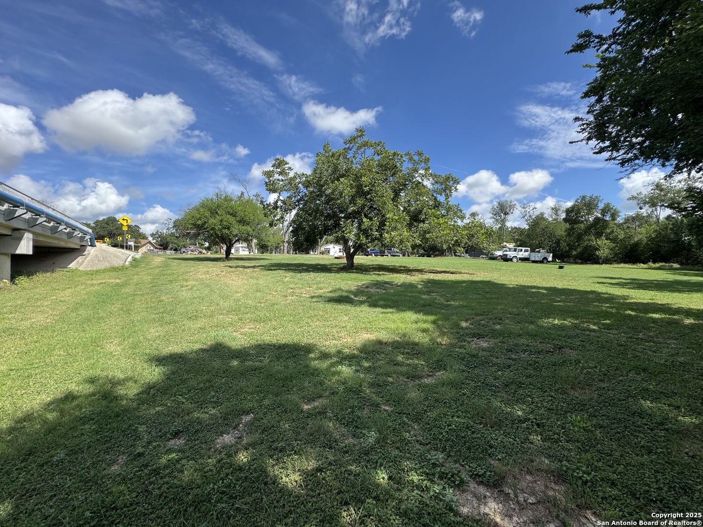 854 Live Oak, , 78130 — photo 1