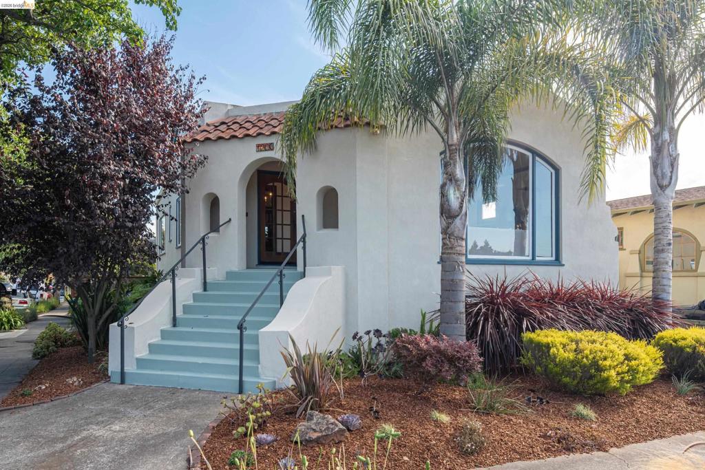 1220 Channing Way, Berkeley, CA 94702 — photo 1