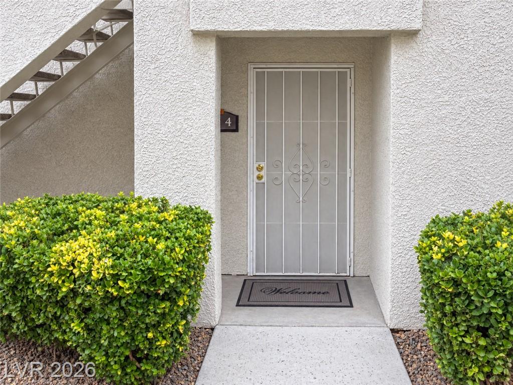 6480  Annie Oakley Drive