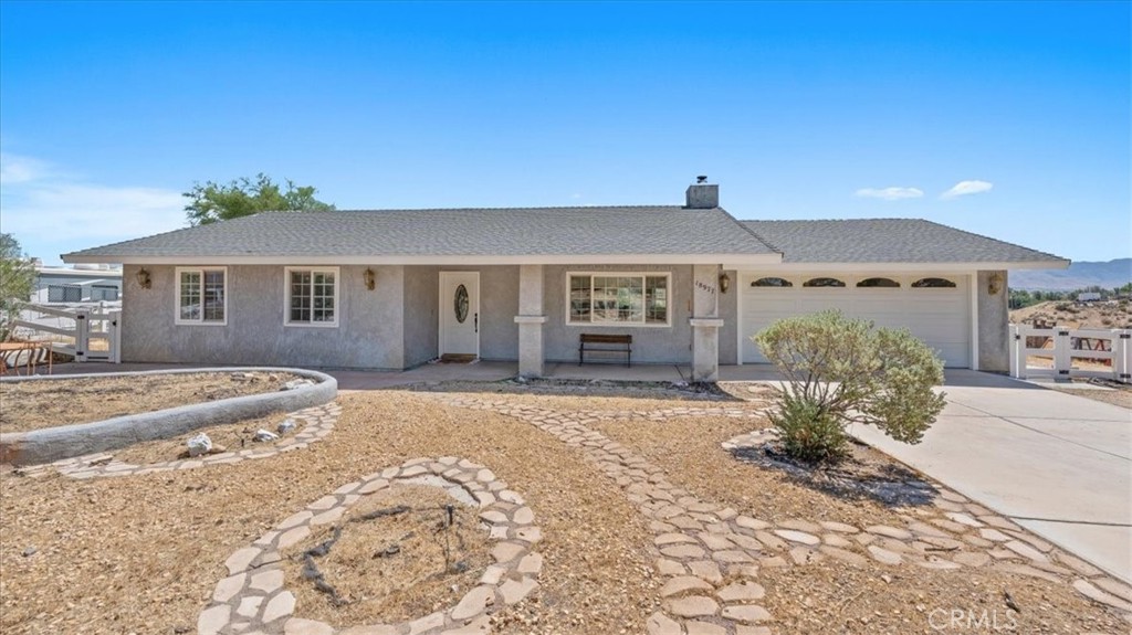 18977 Covina, Hesperia, CA 92345 — photo 1