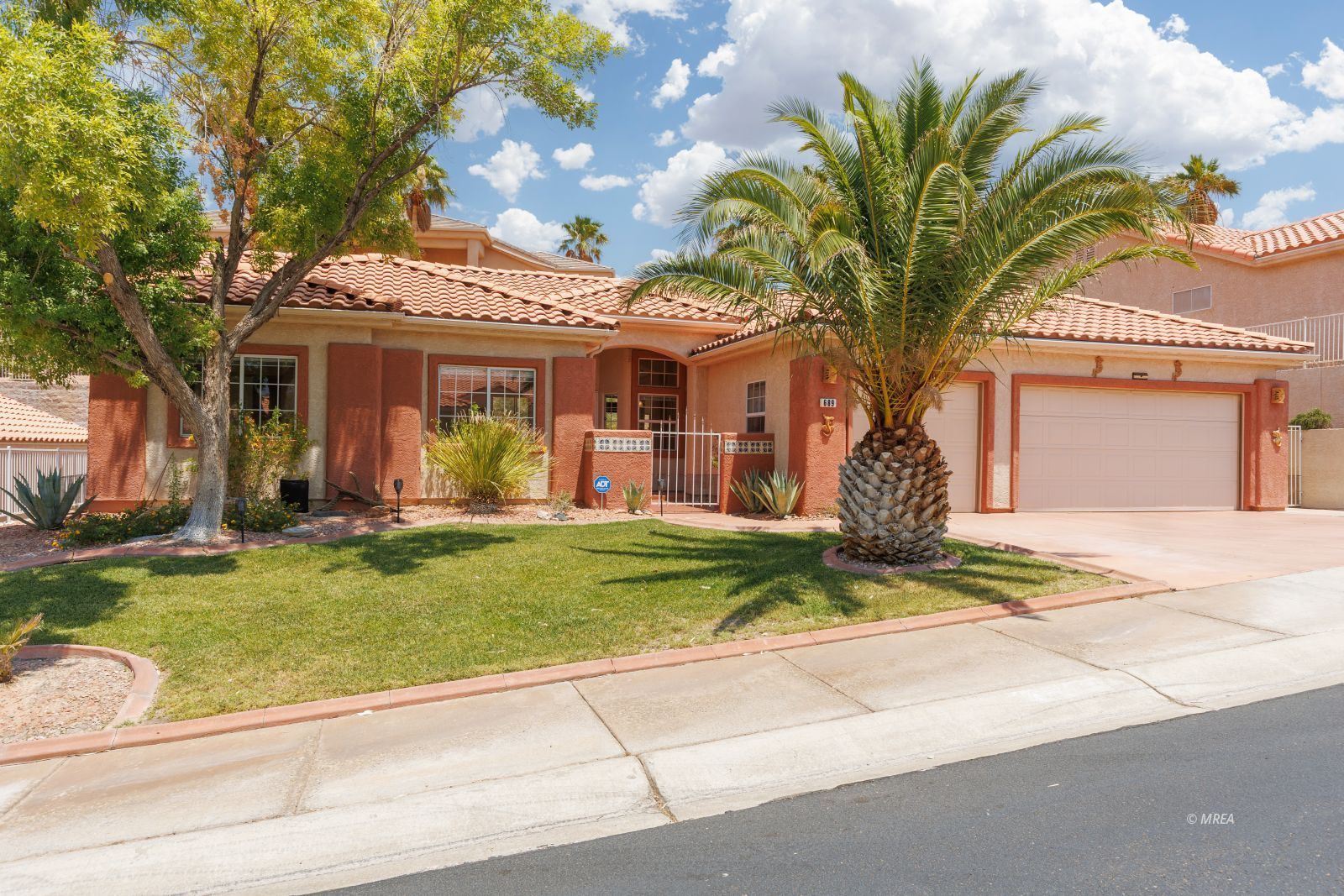 689 Rancho Cir, Mesquite, NV 89027 — photo 1