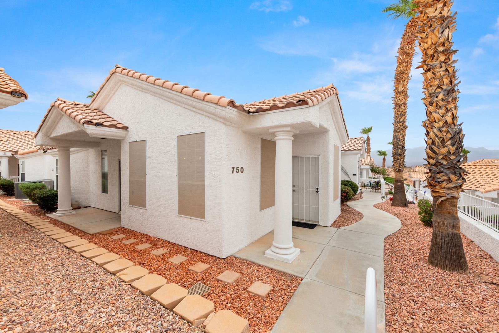 750 Mesa Springs Dr, Mesquite, NV 89027 — photo 1