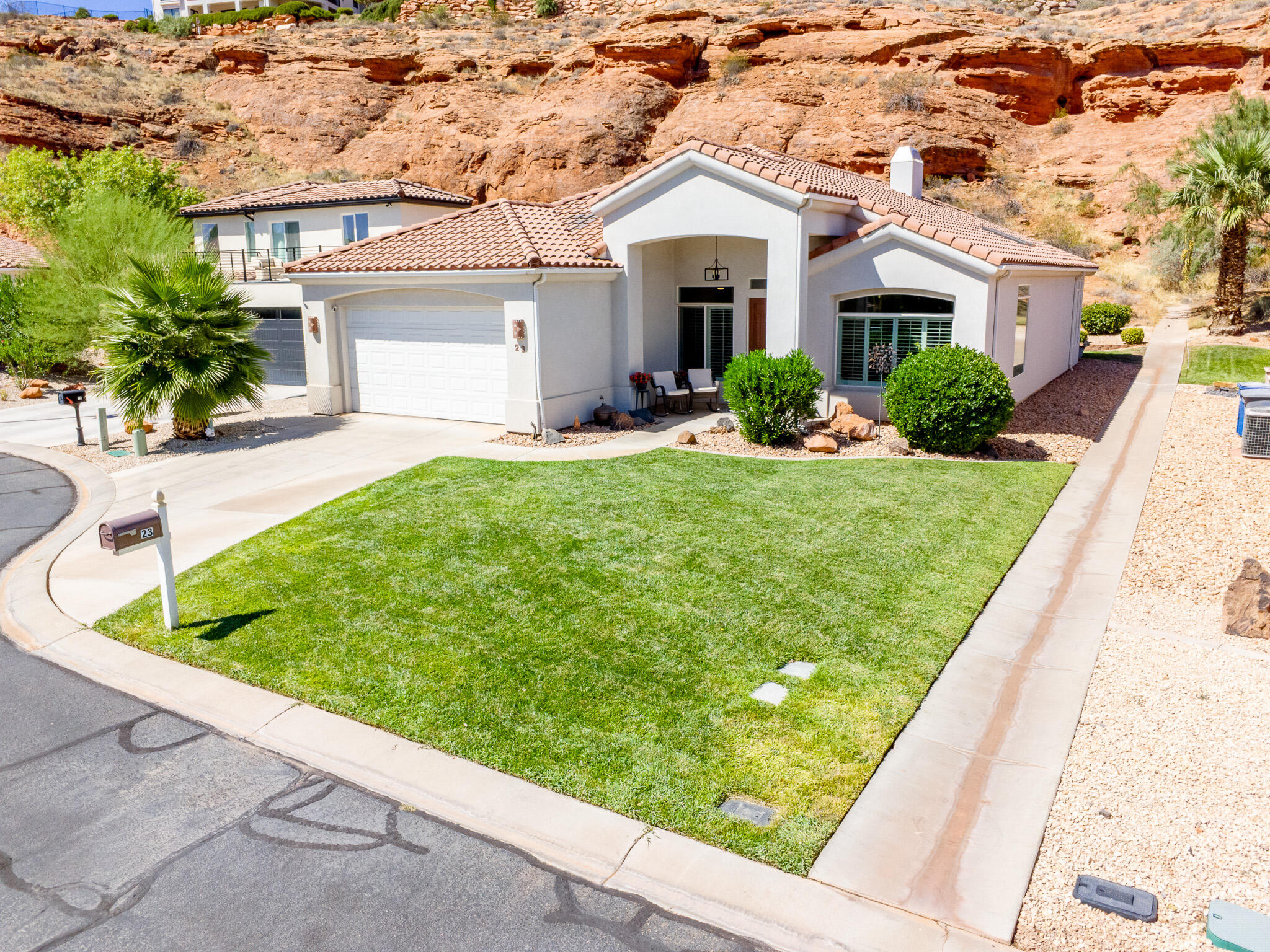 23 N Shadow Ridge DR, Washington, UT 84780 — photo 1