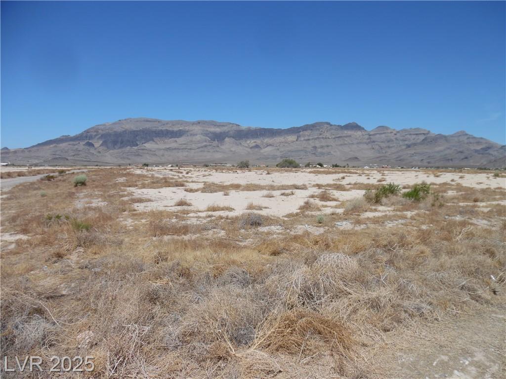5790 North Linda Street, Pahrump, NV 89060 — photo 1