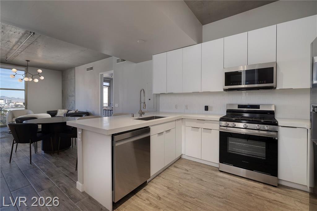 353 East Bonneville Avenue 1006, Las Vegas, NV 89101 — photo 1