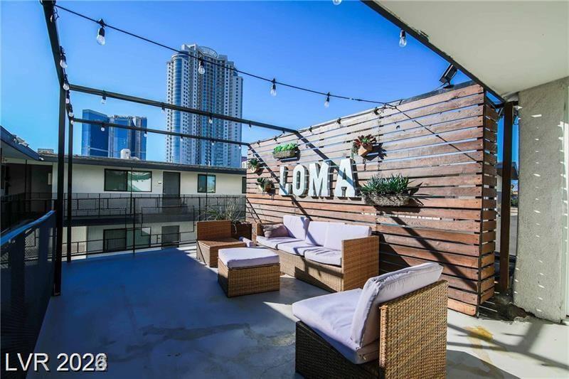 2201 Fairfield Avenue 11, Las Vegas, NV 89102 — photo 1