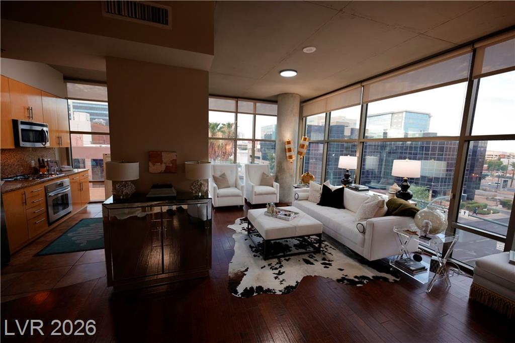 353 East Bonneville Avenue 475, Las Vegas, NV 89101 — photo 1