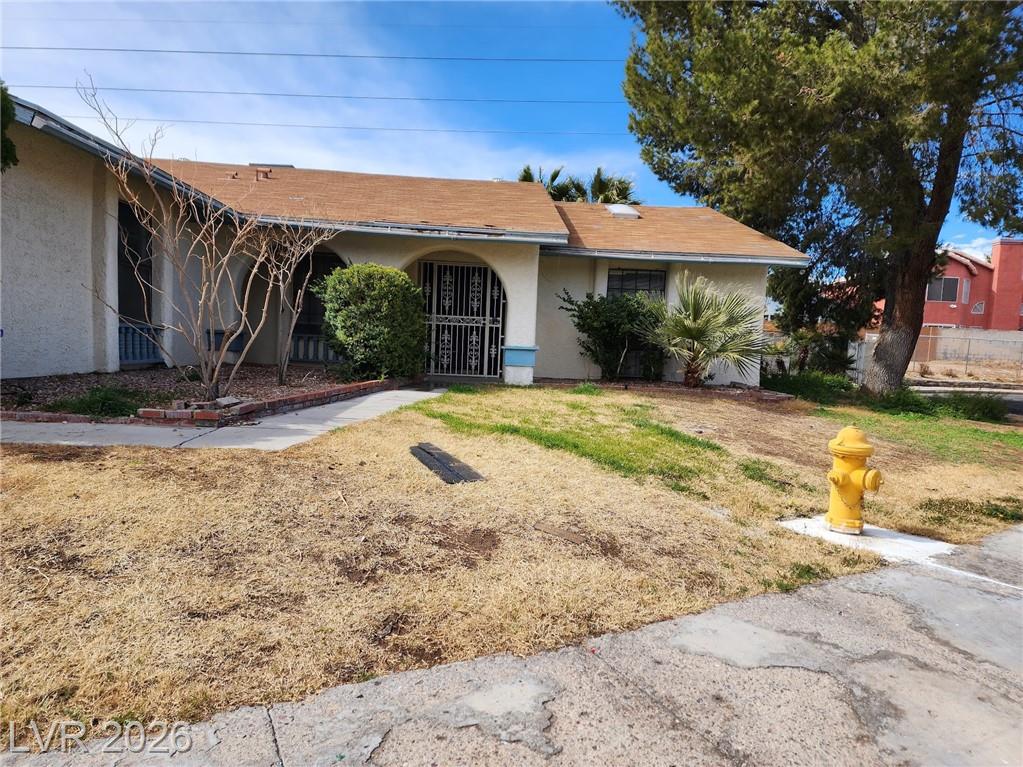 1823 Niblick Circle, Las Vegas, NV 89142 — photo 1