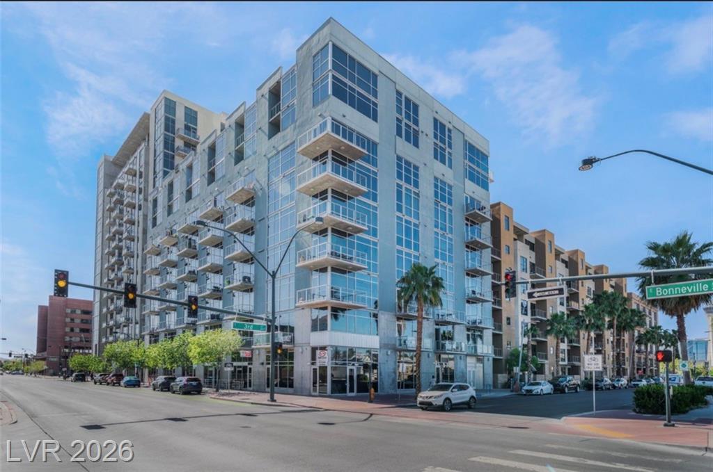 353 East Bonneville Avenue 753, Las Vegas, NV 89101 — photo 1