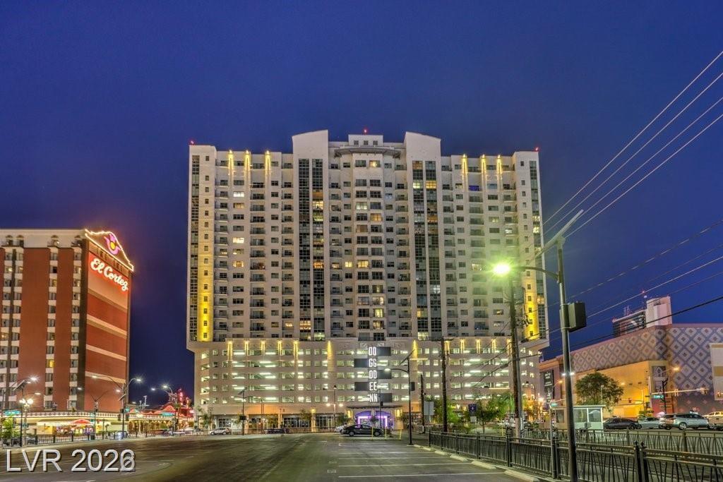 150 Las Vegas Boulevard 1018, Las Vegas, NV 89101 — photo 1