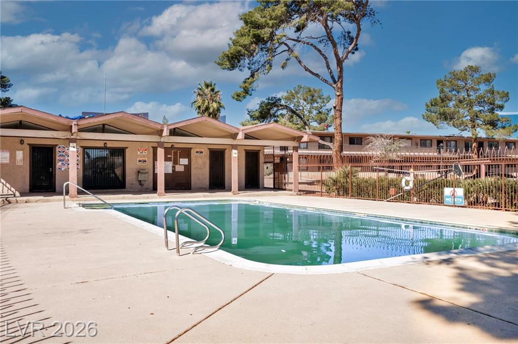 605 South Royal Crest Circle 9, Las Vegas, NV 89169 — photo 1