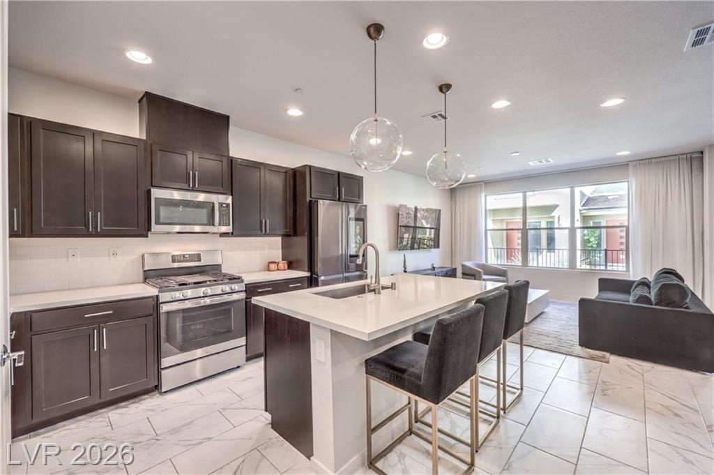1252 Rocky Gap Street 102, Las Vegas, NV 89135 — photo 1