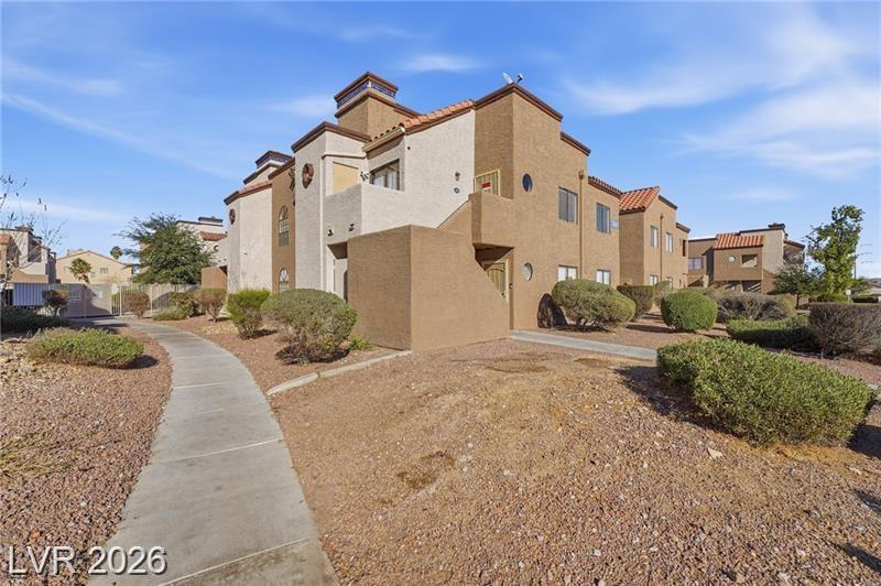 2982 Juniper Hills Boulevard 202