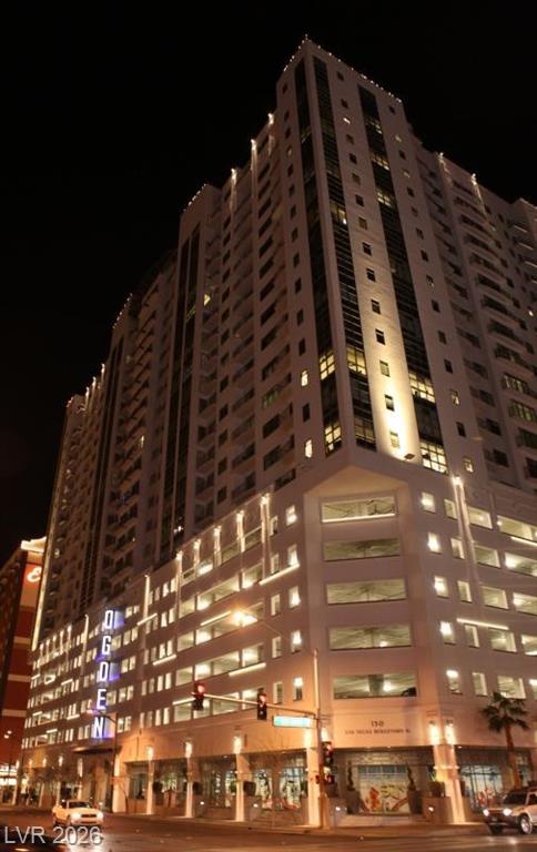 150 Las Vegas Boulevard 1807, Las Vegas, NV 89101 — photo 1