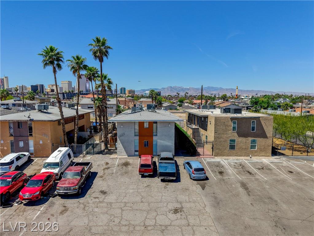 637 North 11th Street, Las Vegas, NV 89101 — photo 1