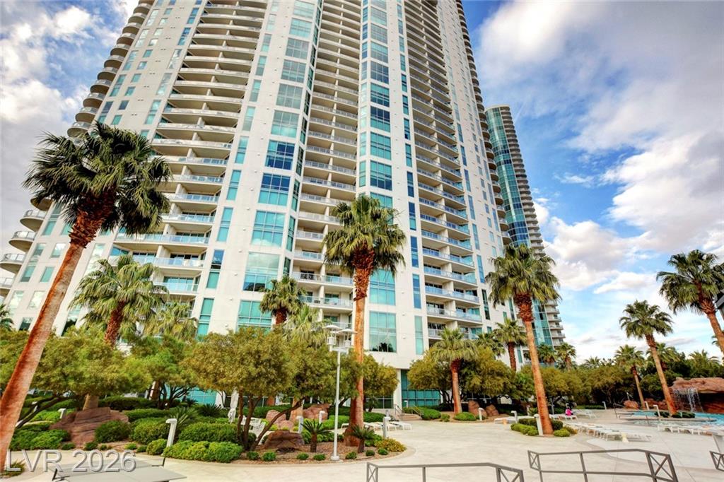 322 Karen Avenue 2705, Las Vegas, NV 89109 — photo 1