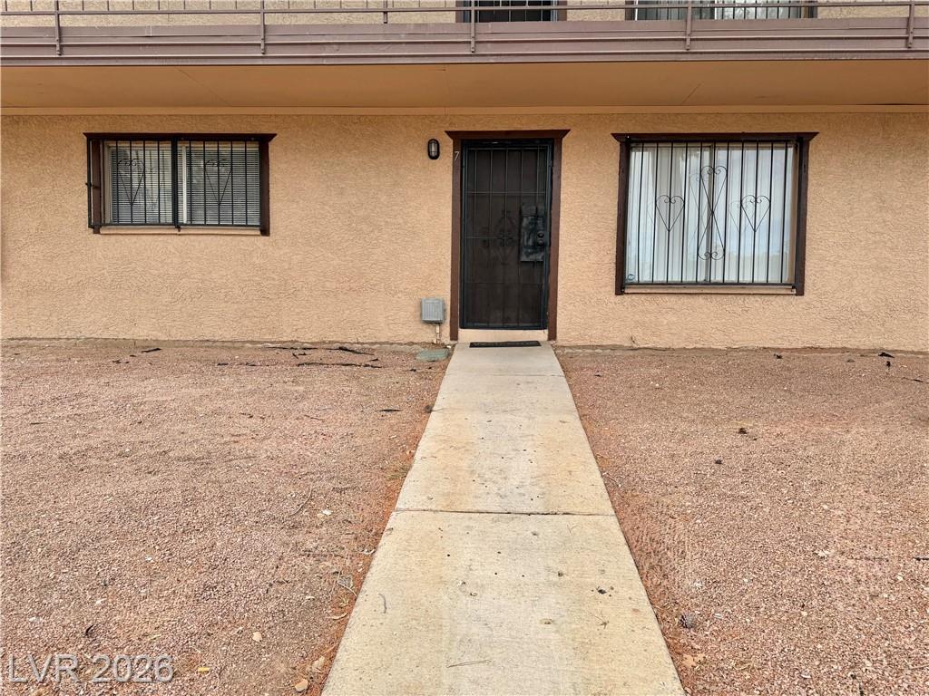 575 South Royal Crest Circle 7, Las Vegas, NV 89169 — photo 1