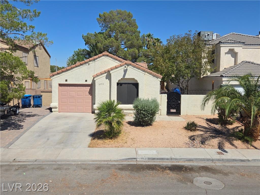 5772 Cinnabar Avenue, Las Vegas, NV 89110 — photo 1