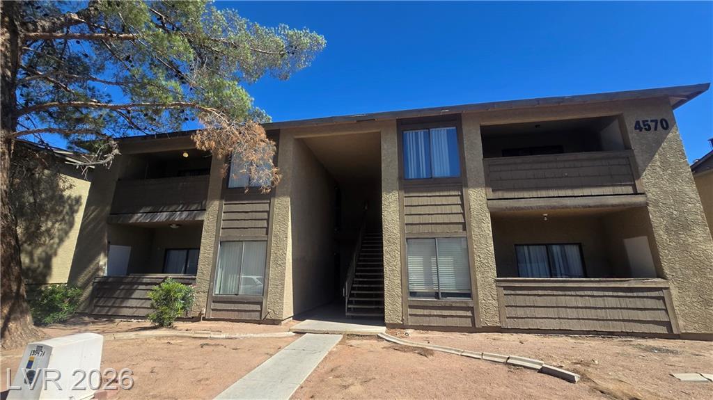 4570 Carriage Park Drive B, Las Vegas, NV 89121 — photo 1