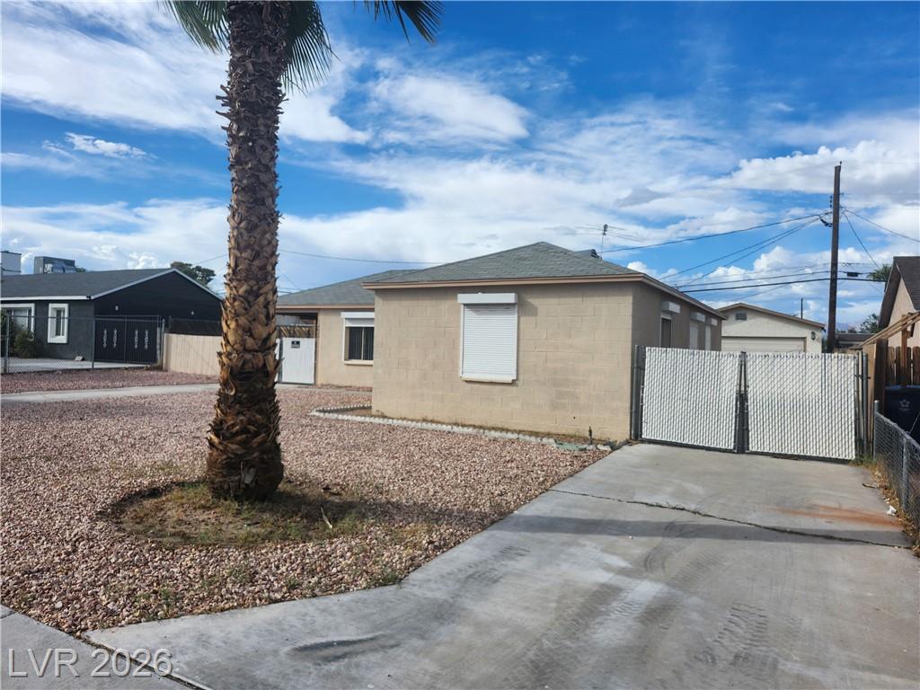 4624 Evergreen Place, Las Vegas, NV 89107 — photo 1