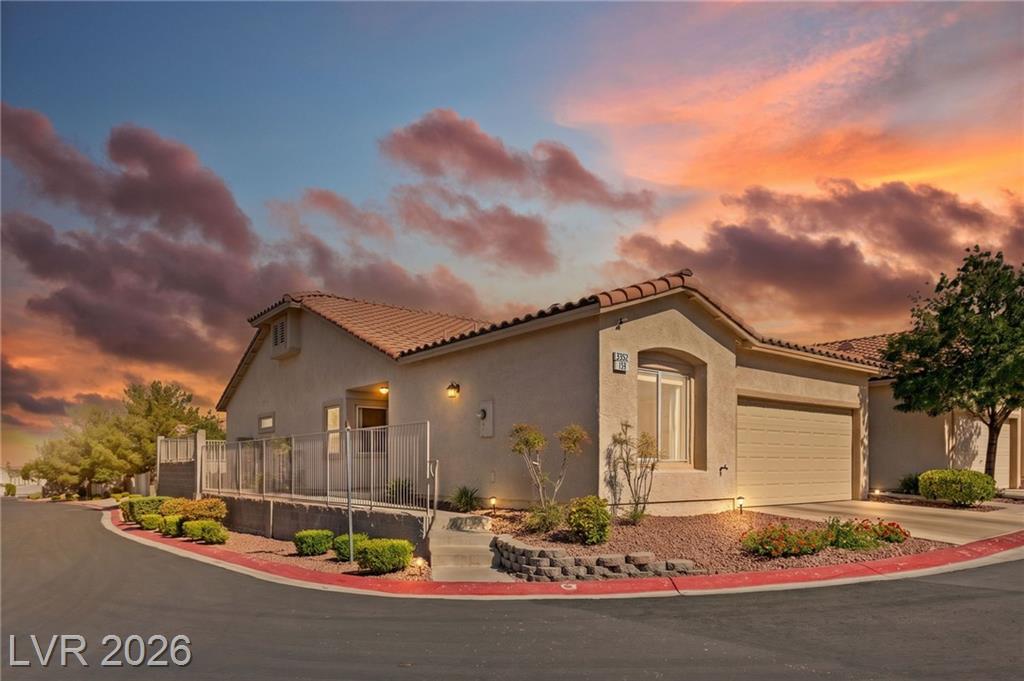 3352 Kylemore Street 103, Las Vegas, NV 89129 — photo 1