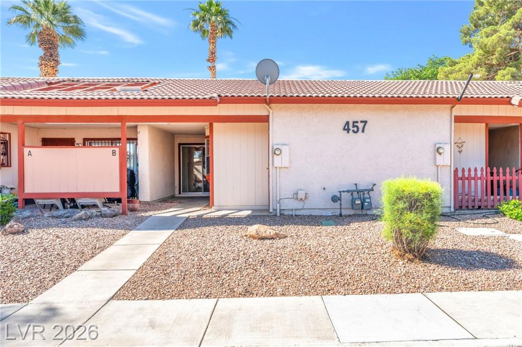 457 North Lamb Boulevard B, Las Vegas, NV 89110 — photo 1