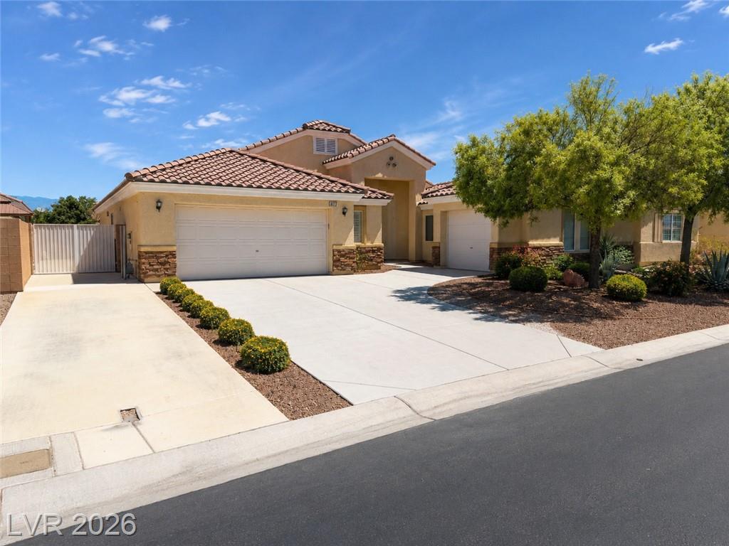 6410 Veranda Falls Court, Las Vegas, NV 89130 — photo 1