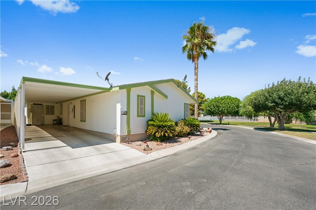 310 Brentwood Drive, Pahrump, NV 89048 — photo 1
