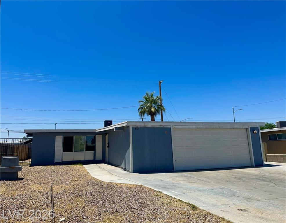 4521 Pacyna Street, Las Vegas, NV 89122 — photo 1