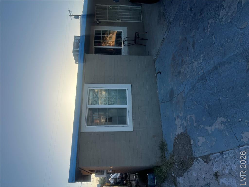 321 North Yale Street, Las Vegas, NV 89107 — photo 1